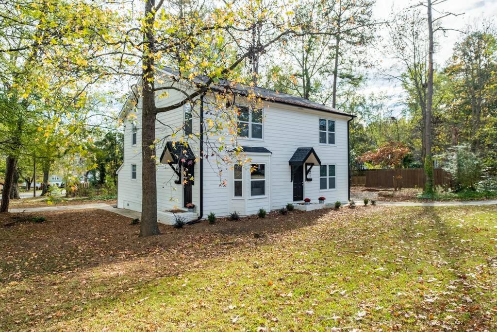 Stunning Southpark/Cotswold Home Charlotte Exterior photo